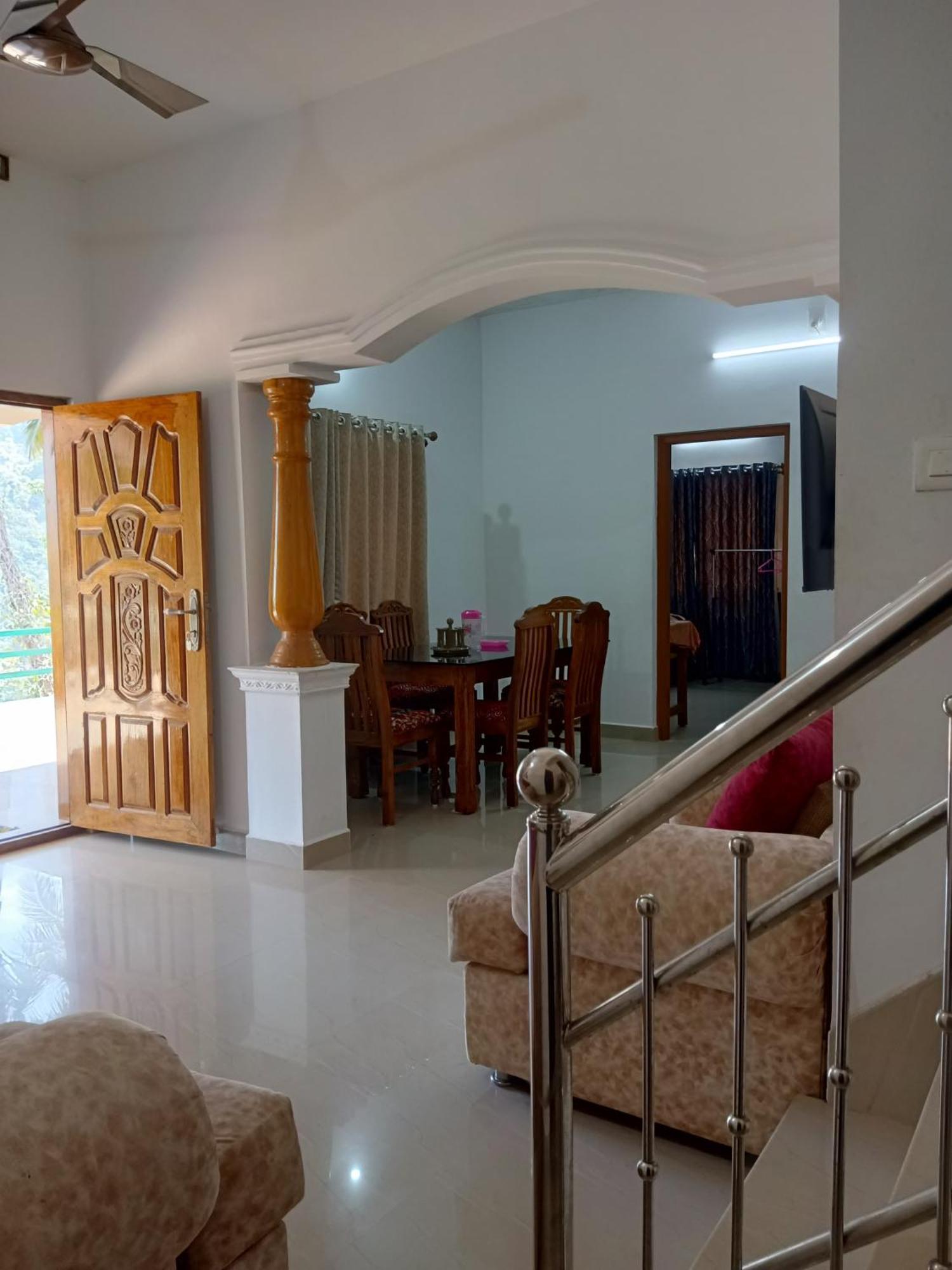 Earth Lounge Resort Vagamon Exteriör bild
